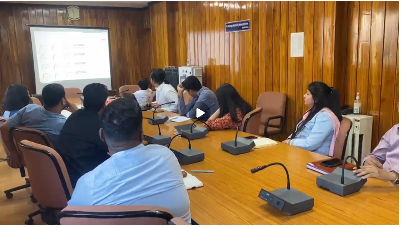 Poem Techno presenting smart farm automation system to industry experts and scientists — formal expert consultation meeting